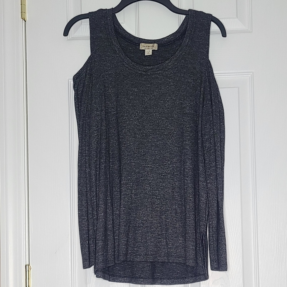 Cold shoulder sweater/top by one world